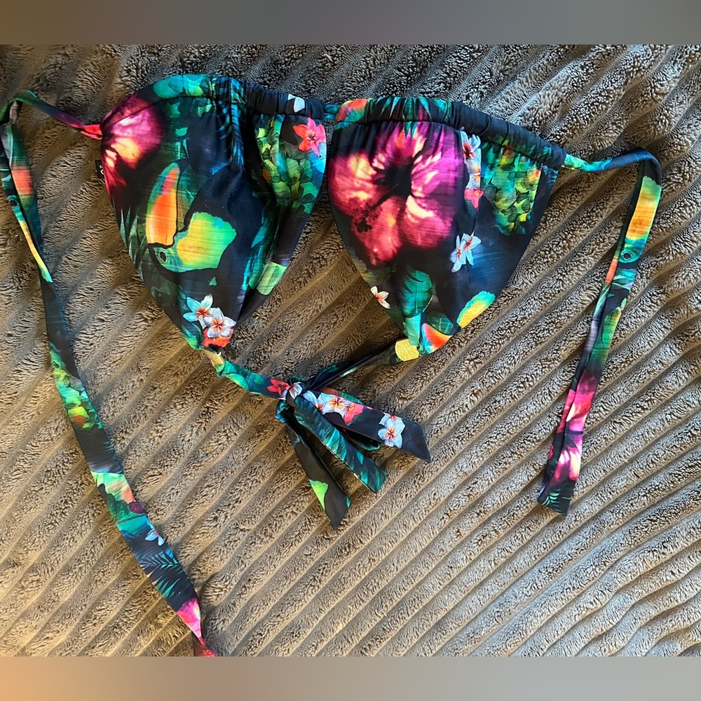 Bikini top point zero